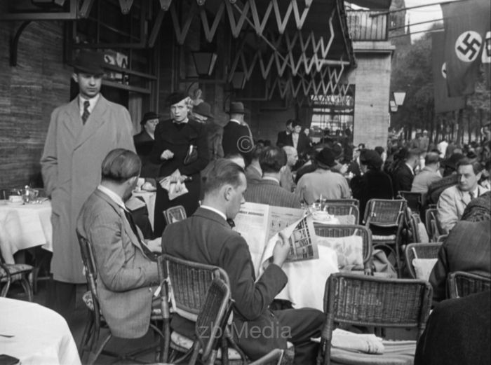 Deutschland 1937, Café Kranzler, Berlin