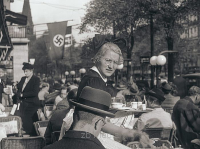 Deutschland 1937, Café Kranzler, Berlin