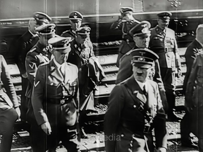 Hitler und Generäle bei Kriegsbeginn 1939