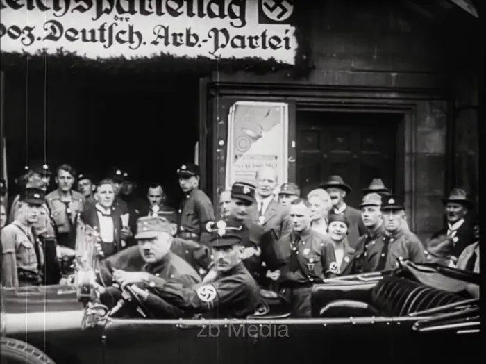 NSDAP Parteitag Nürnberg 1927, Hitler in Auto