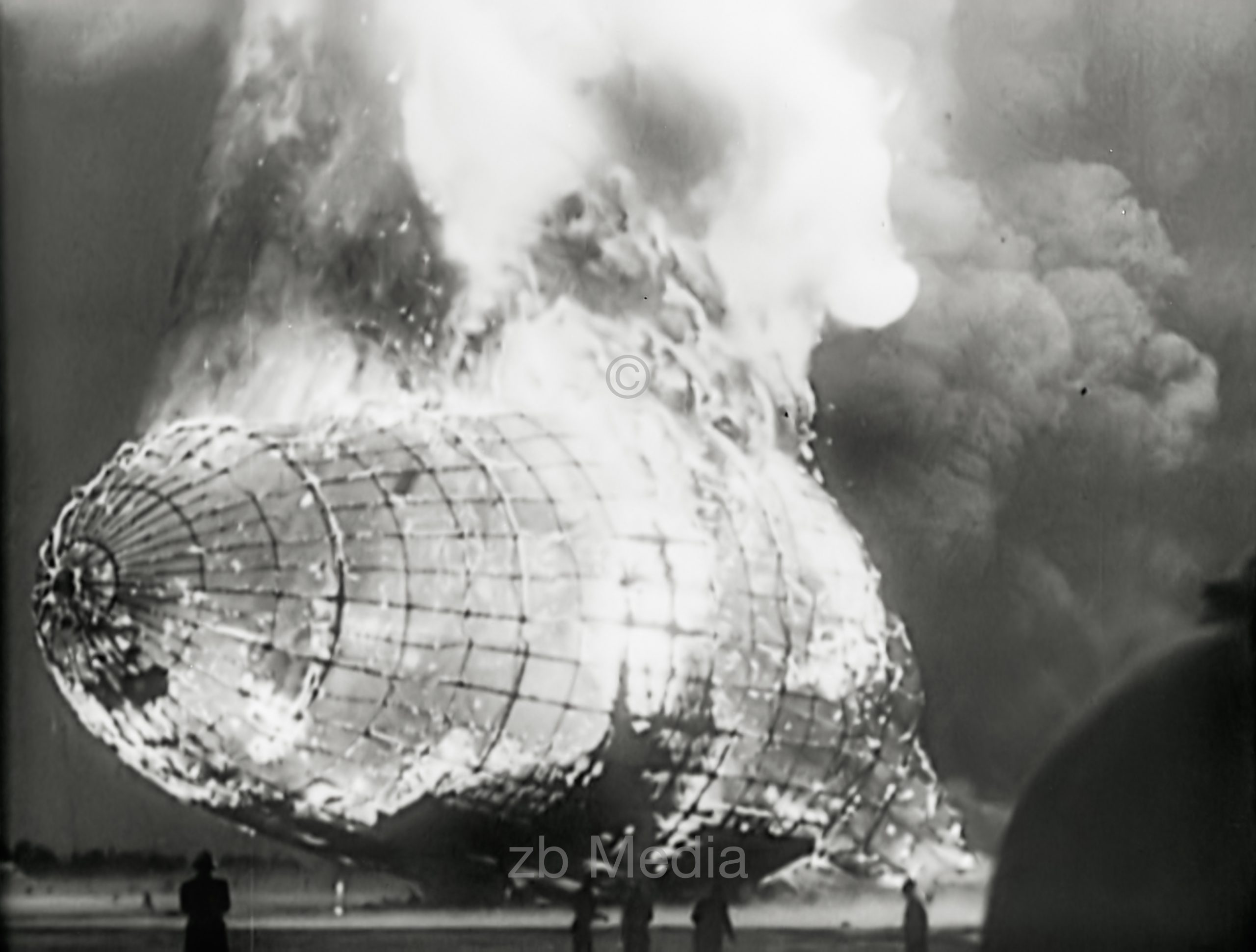 Hindenburg Katastrophe Lakehurst 1937