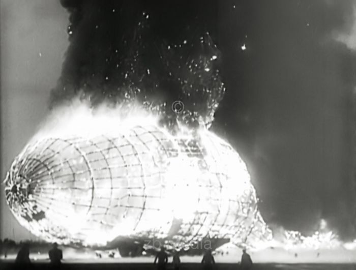 Hindenburg Katastrophe Lakehurst 1937