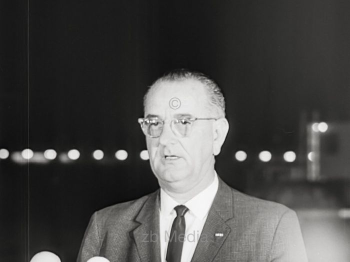 Lyndon B. Johnson nach der Ermordung von John F. Kennedy, 1963