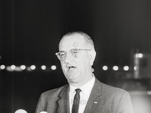 Lyndon B. Johnson nach der Ermordung von John F. Kennedy, 1963