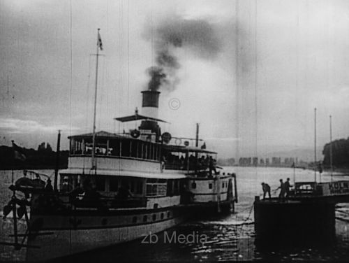 Dampfschiff am Rhein 1930