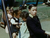 Spielende Kinder, London, Mai 1944