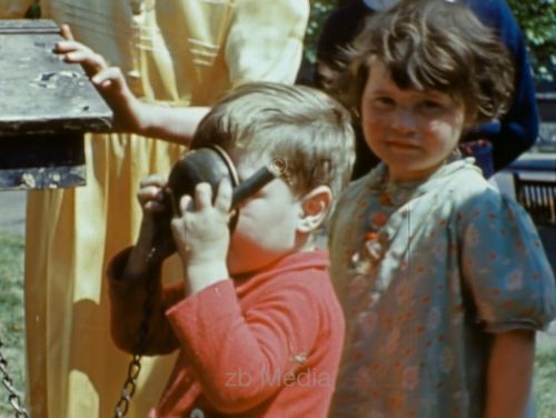 Spielende Kinder, London, Mai 1944