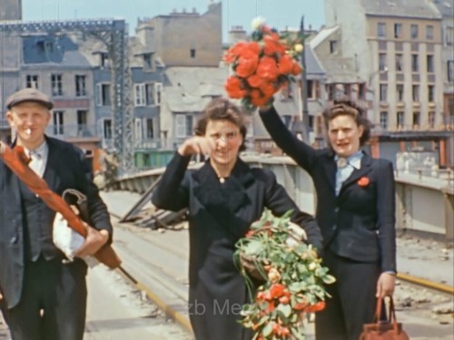 Franzosen mit Blumen, Cherbourg 1944