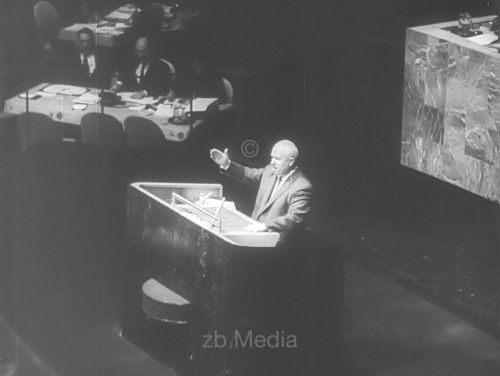 Chruschtschow spricht vor der UNO Vollversammlung 1960