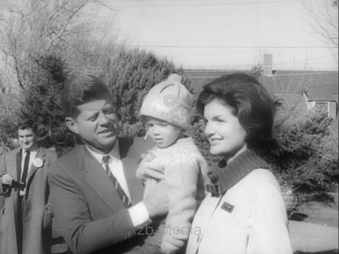 Wahlsieger John F. Kennedy mit Familie 1960