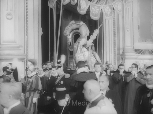 Papst Paul VI - Prozession in Rom