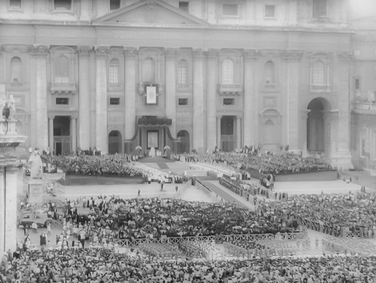 Krönung Papst Paul VI. in Rom