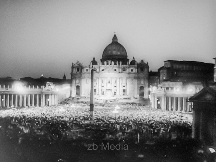 Krönung Papst Paul VI. in Rom