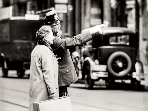 Straßenverkehr in Berlin 1930