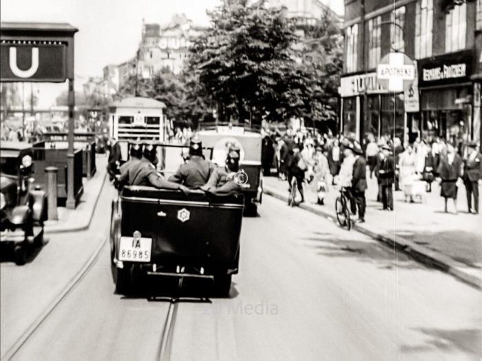 Polizeiwagen in Berlin 1930