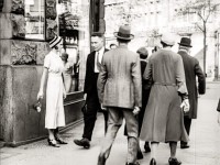 Passanten in Berlin 1930