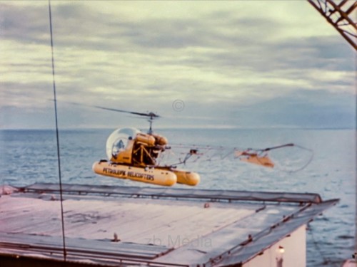 Helikopter landet auf Bohrinsel, USA 1958