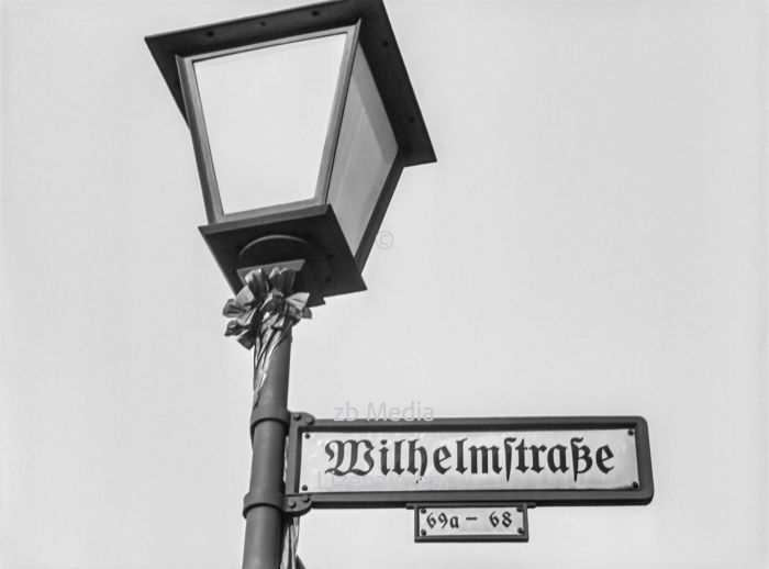 Strßenschild Berlin 1937 Unter den Linden - Wilhelmstraße