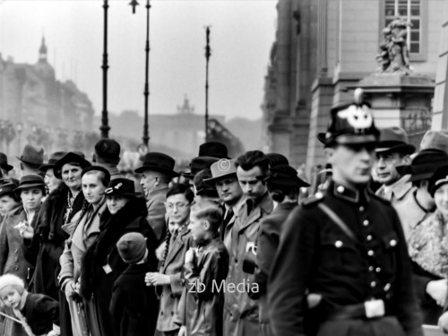 Kranzniederlegung an der Neuen Wache Berlin 1937