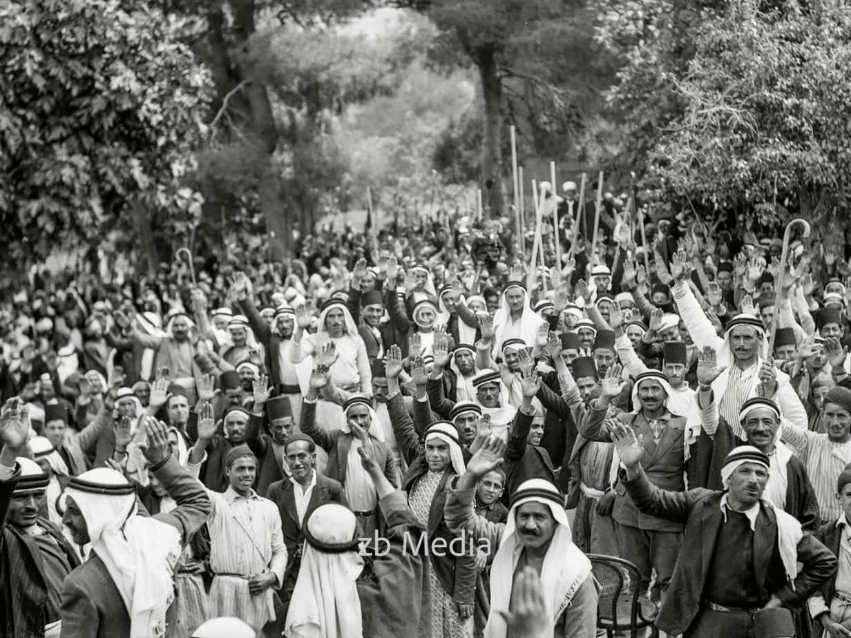 Arabische Versammlung bei Unruhen in Palästina 1936