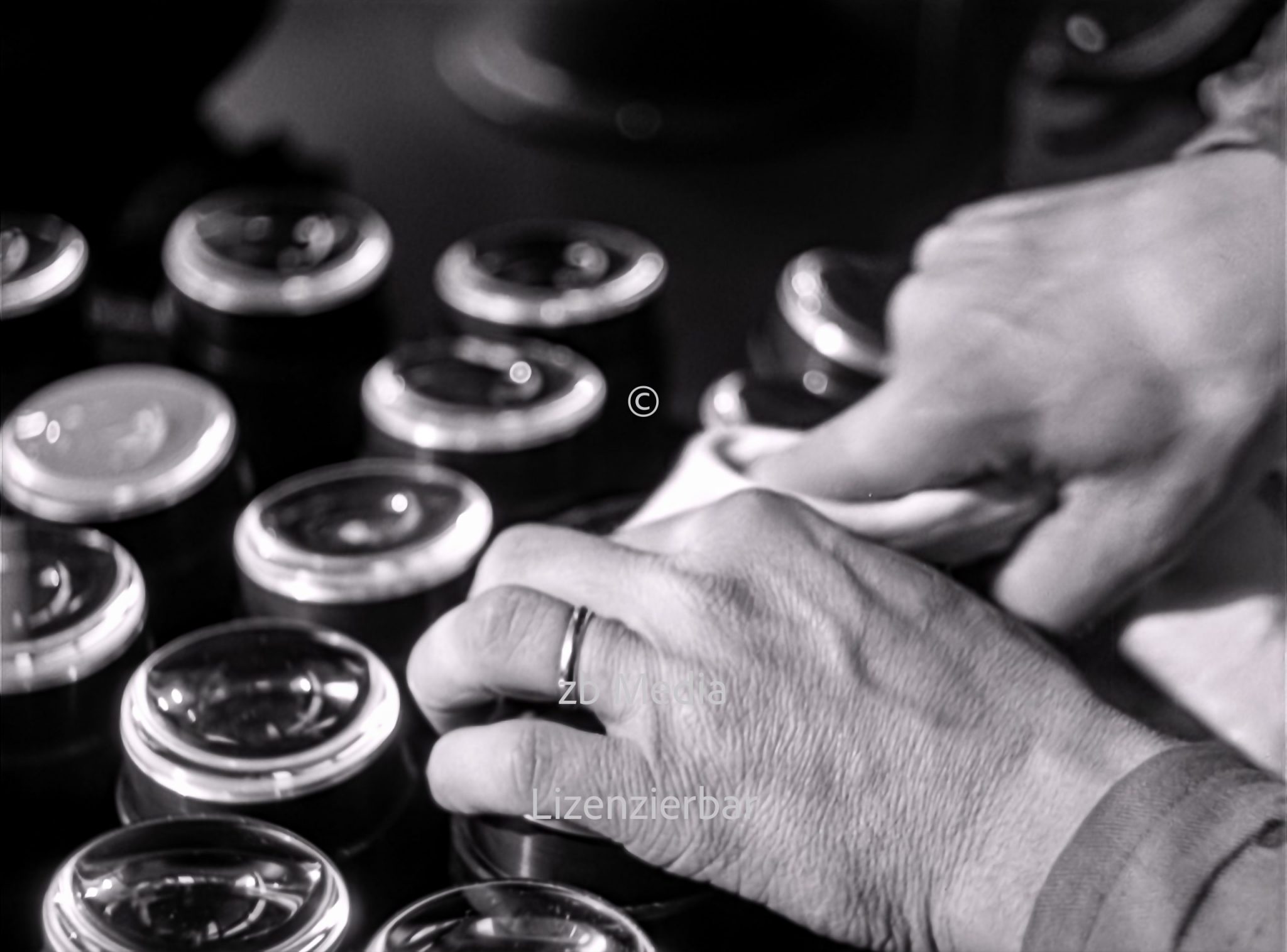 Arbeiter in der Leica Kamerafabrik Wetzlar 1937