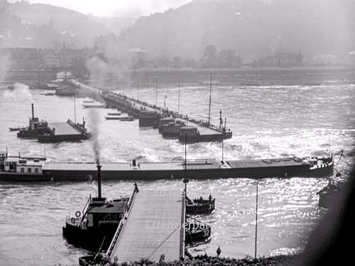 Fährbrücke am Rhein bei Königswinter 1937