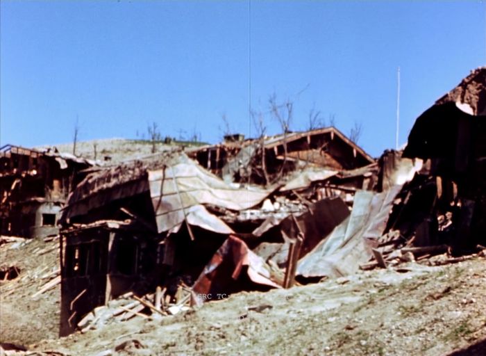 Der Berghof 1945 nach dem Bombardement