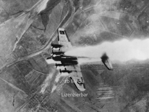 Brennende B-17 Flying Fortress