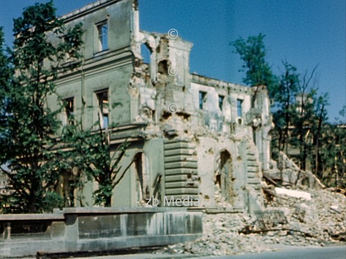 Braunes Haus in München 1945