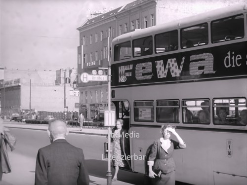 Bushaltestelle Berlin 1955
