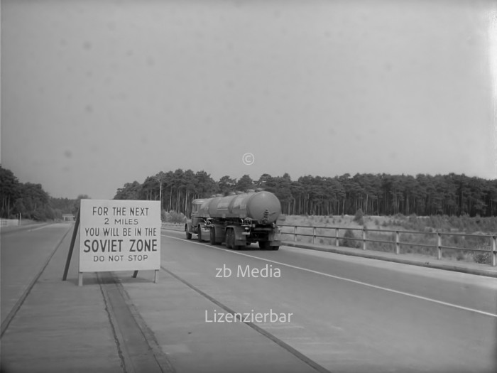 LKW, Checkpoint Zonengrenze Berlin 1955