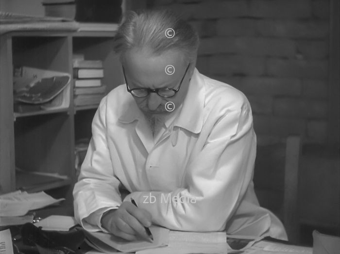 Leo Trotzki im Arbeitszimmer 1937