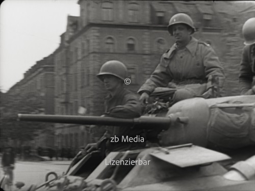 Einmarsch von US Truppen in München 30. April 1945