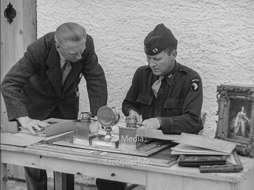 Bergung von Raubkunst in Berchtesgaden 1945