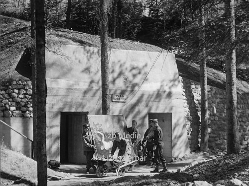 Bergung von Raubkunst in Berchtesgaden 1945