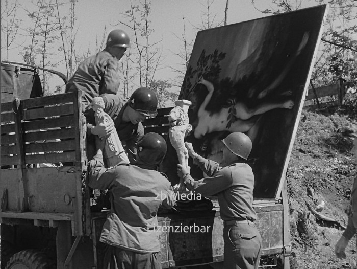 Bergung von Raubkunst in Berchtesgaden 1945