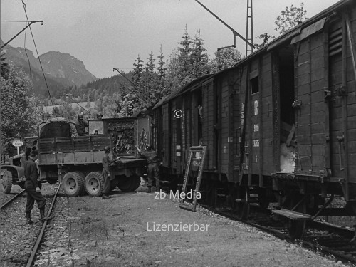 Bergung von Raubkunst in Berchtesgaden 1945