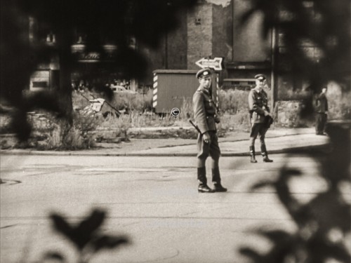 Volkspolizisten in Berlin Bernauer Straße 1960
