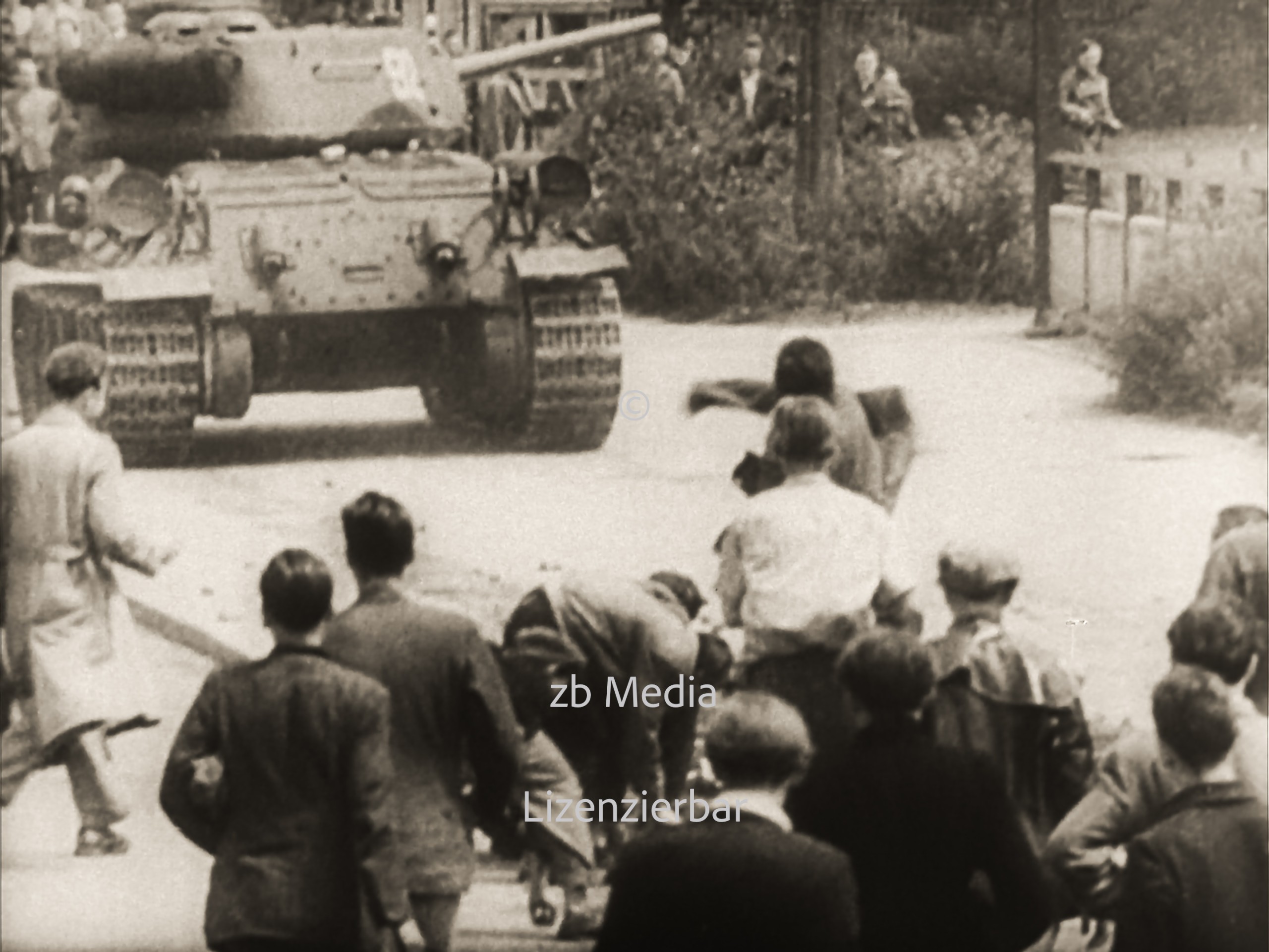 Sowjetische Panzer in Berlin am 17. Juni 1953