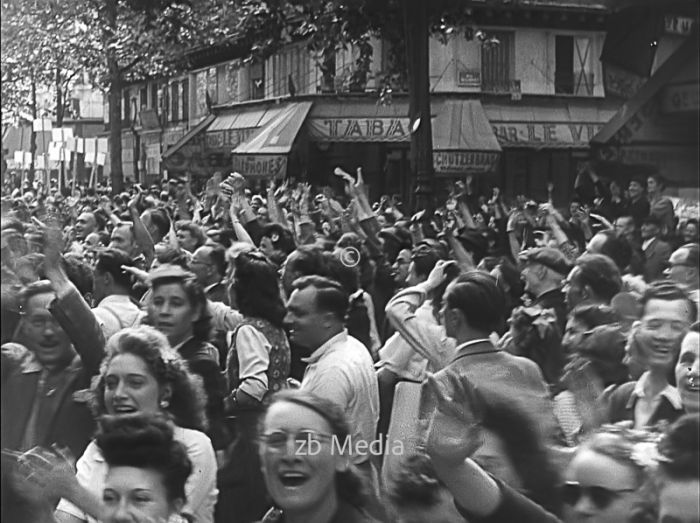 Befreiung von Paris 1944 Menschenmenge