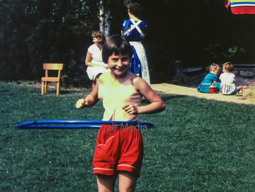 Hula Hoop Spielplatz Berlin 1961