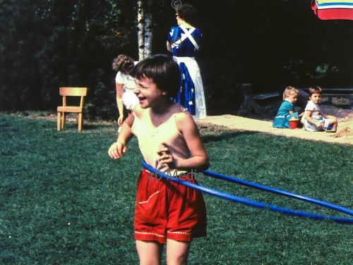 Hula Hoop Spielplatz Berlin 1961