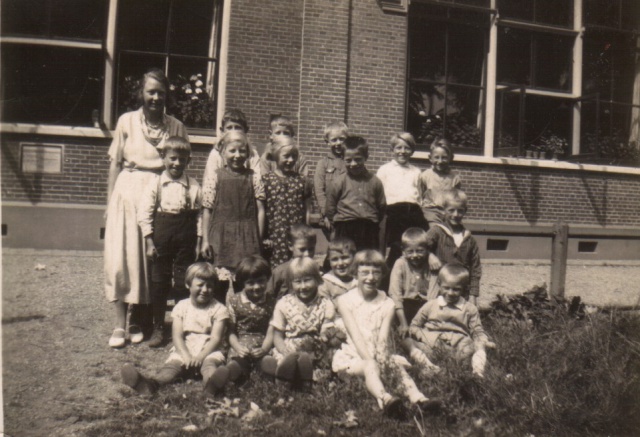 Schoolfoto,s 053.jpg Schoolfoto,s 053.jpg