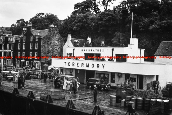 Q000634 Tobermory. Macbraynes. 1959