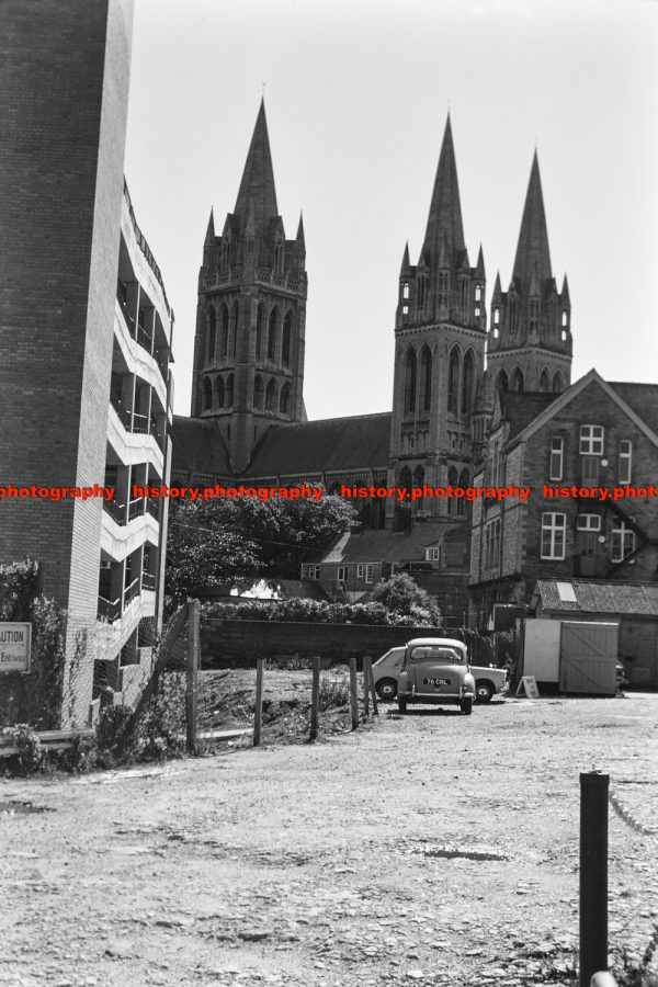 Q001118 Truro Cathedral. c1975