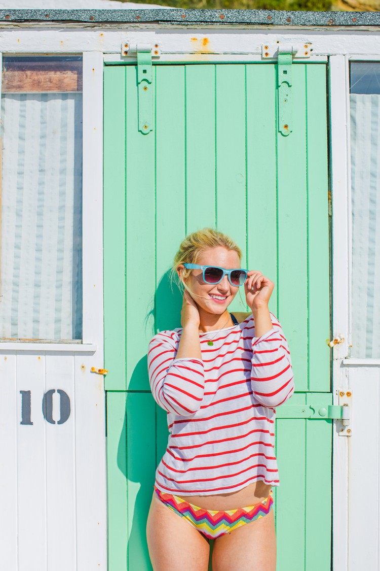 Colourful Cornwall lifestyle photography with Lucie Rose Donlan by Marianne Taylor. Click through for more!