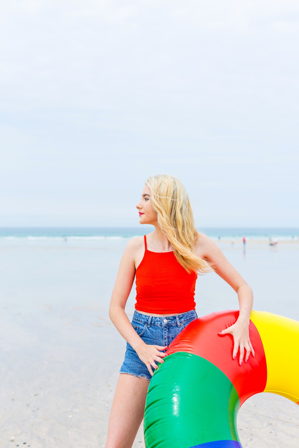 Colourful beach lifestyle photography. Cornwall photography & styling by Marianne Taylor.