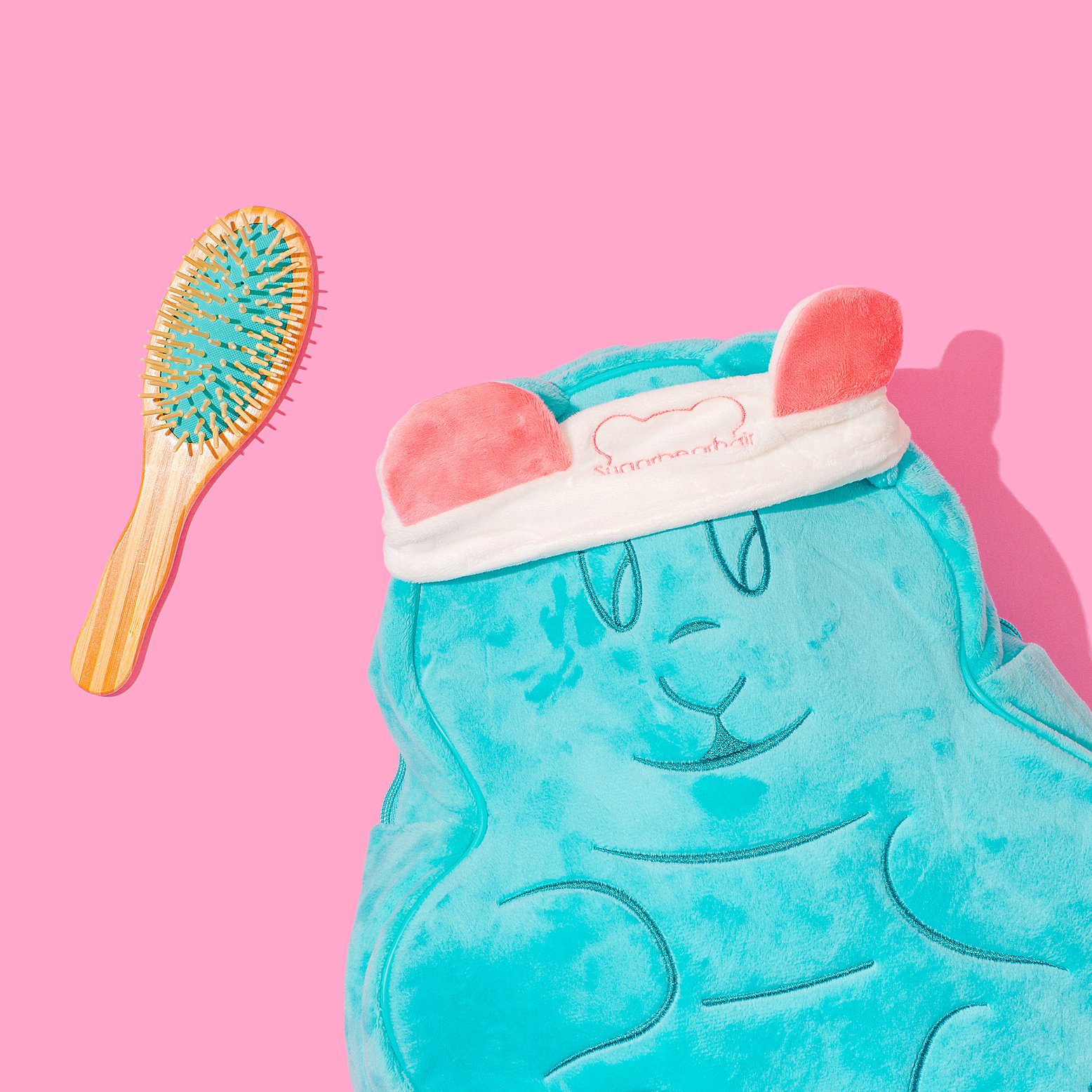 Colourful content creation for SugarBearHair. Product & lifestyle photography by Marianne Taylor.