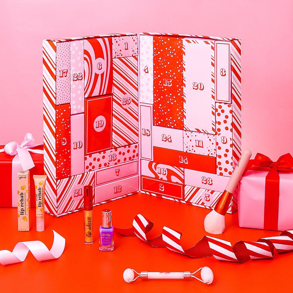 Christmas product still life photography & content creation for Barry M Cosmetics by HIYA MARIANNE.