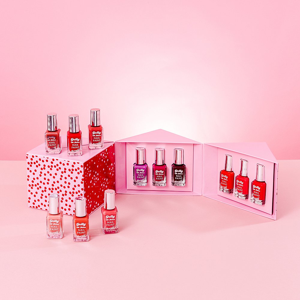Christmas product still life photography & content creation for Barry M Cosmetics by HIYA MARIANNE.